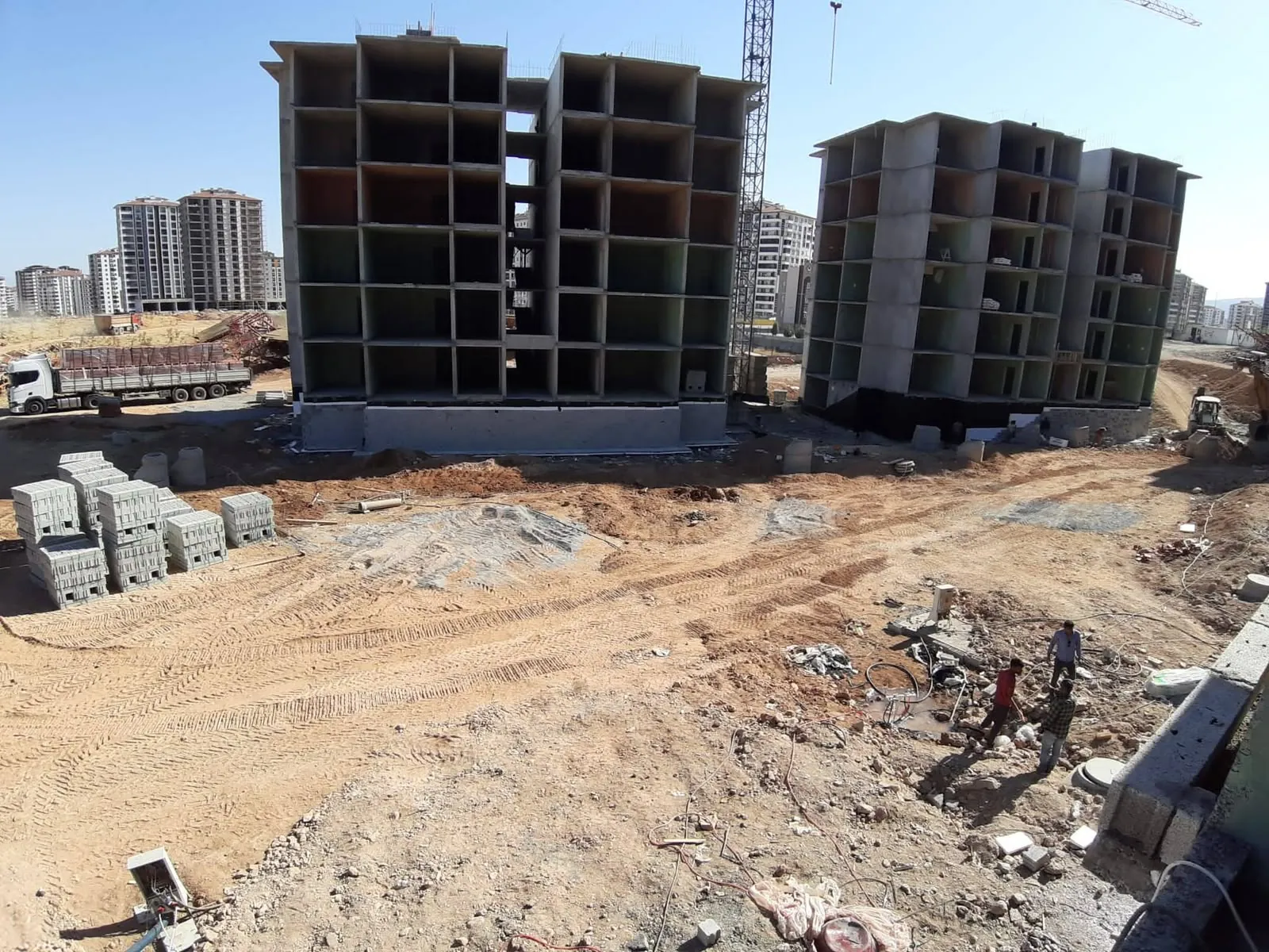 Adana 800 Konut + 32 Dükkan - 4