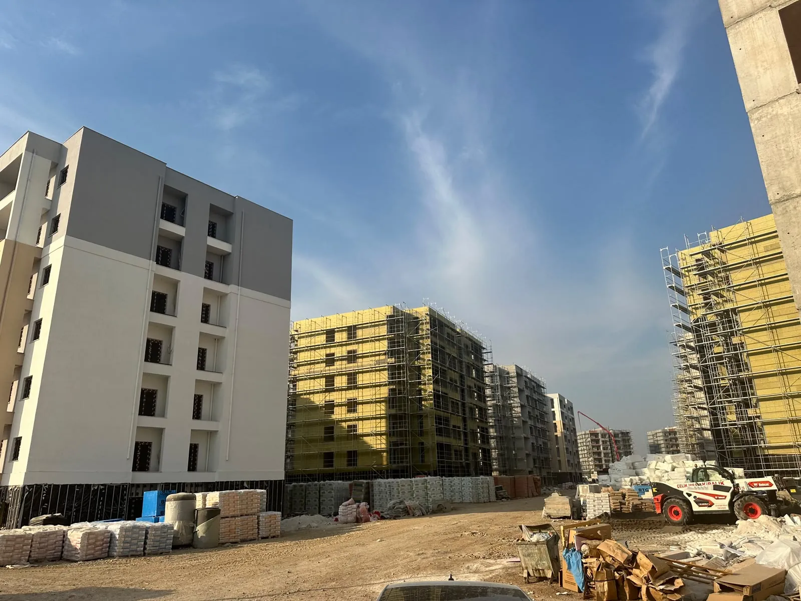 Adana 800 Konut + 32 Dükkan - 10